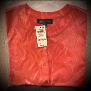 INC. Women’s top